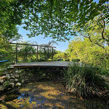 Mobile House On A Herbs Farm *