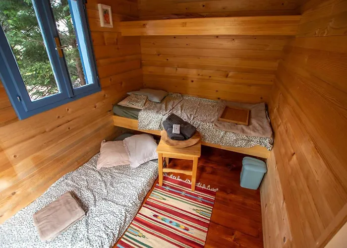 Mobile House On A Herbs Farm Glamping *